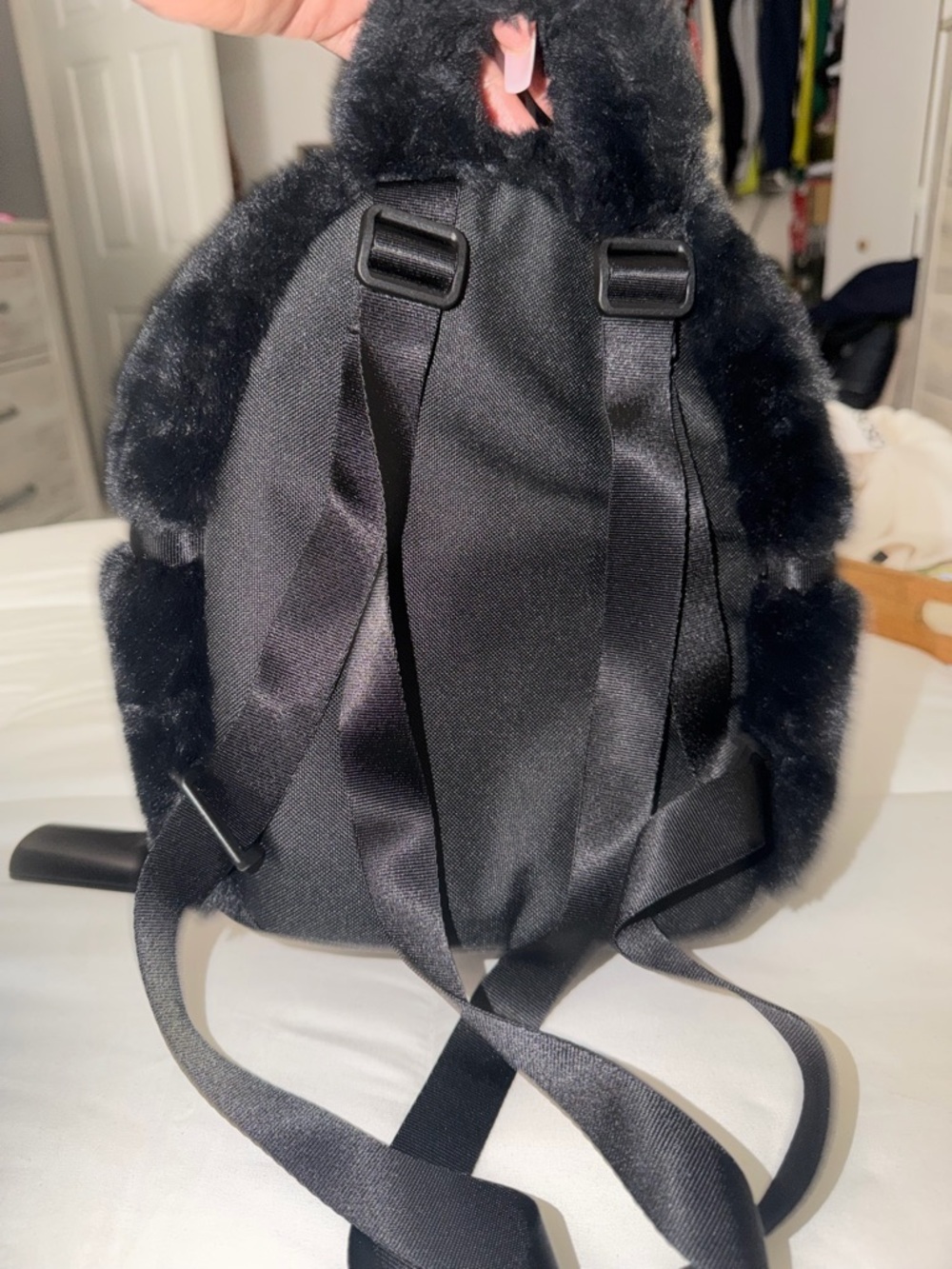 Nike Black Faux-Fur Backpack - Picture 5 of 6